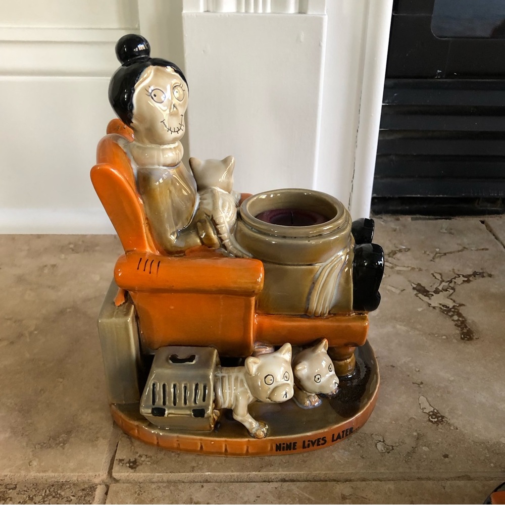Yankee Candle Boney Bunch Nine Lives Later (2017)